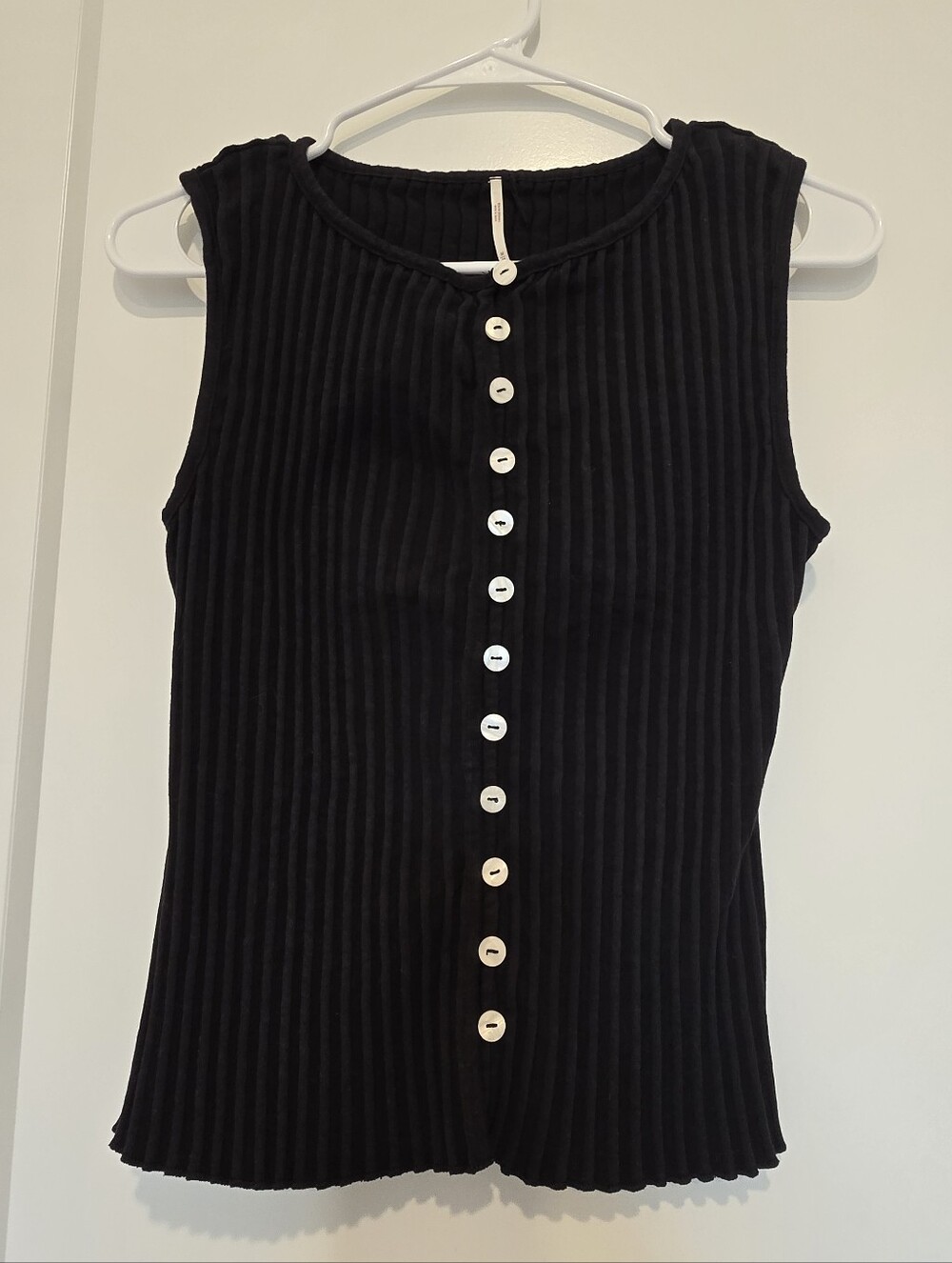 NWOT Free People Sleeveless Ribbed Button-Front Top Tilly Top - Picture 3 of 7